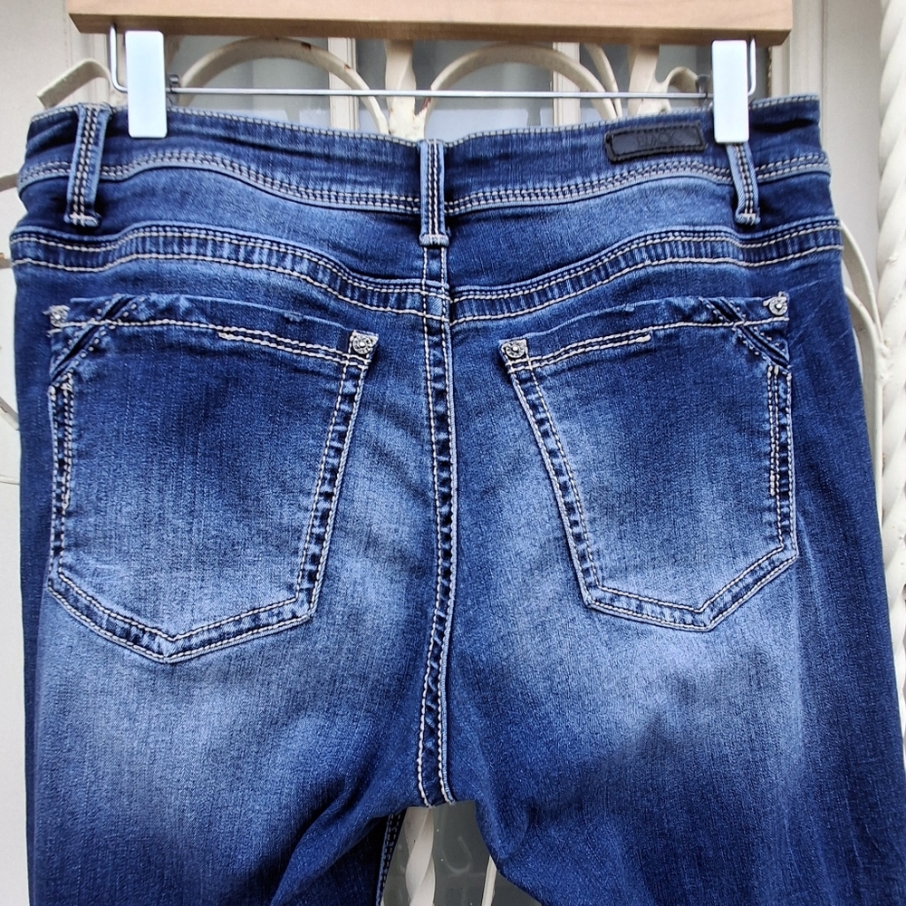 Buckle Black Curvy Fit No. 76 Bootcut Blue Denim Stretch Jeans  Women Size 31x32 - Picture 8 of 16